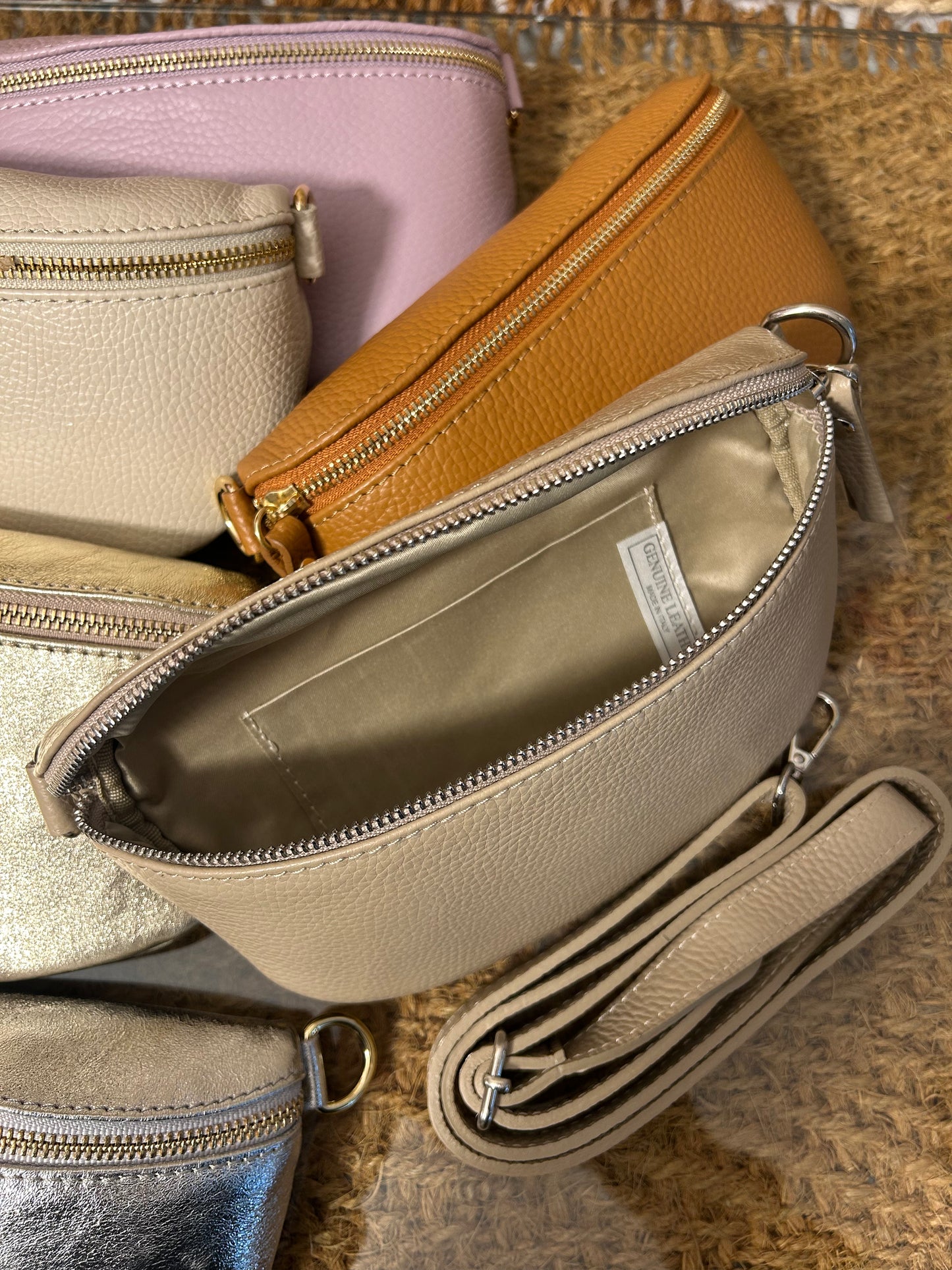 Ronyonera Cuir