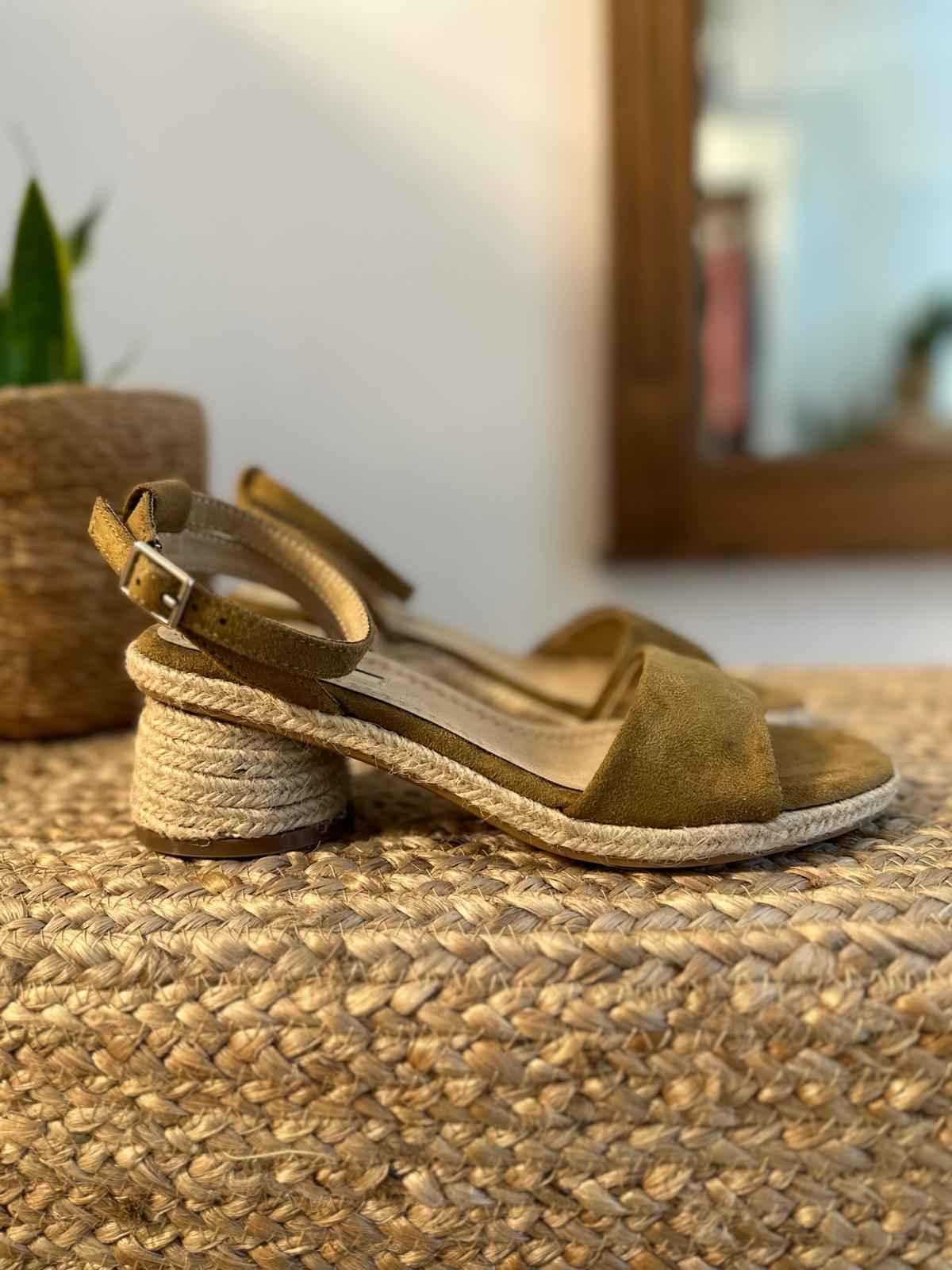 Sandalia Taupe